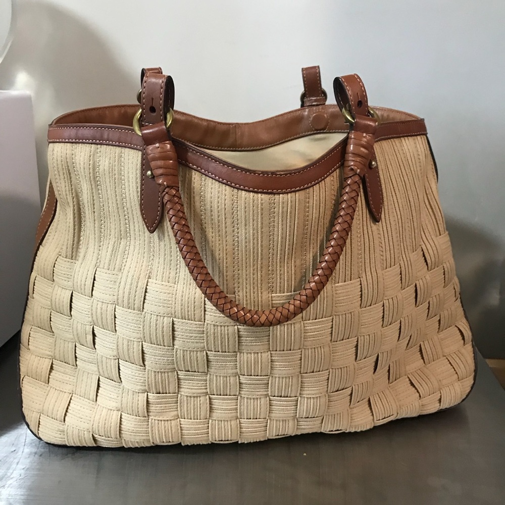 Cole Haan woven leather trim handbag tote❤️❤️❤️❤️ - Picture 3 of 8
